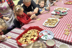 adventi-mezeskalacsssutes-2025-10