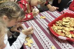 adventi-mezeskalacsssutes-2025-13