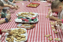 adventi-mezeskalacsssutes-2025-14