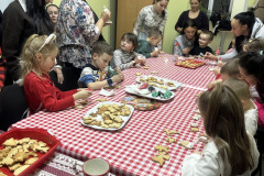 adventi-mezeskalacsssutes-2025-16