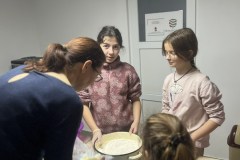 adventi-mezeskalacsssutes-2025-50