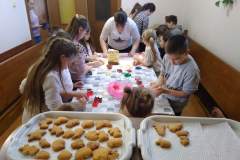 adventi-mezeskalacsssutes-2025-64