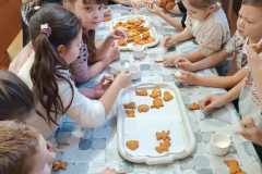 adventi-mezeskalacsssutes-2025-74