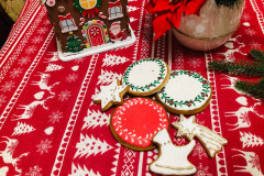 adventi-mezeskalacsssutes-2025-78