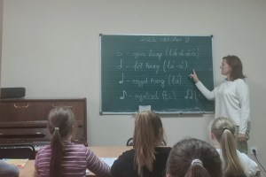 Folyik az oktatás a Tulipán Tanodában