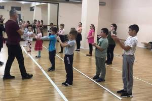 Mentorprogram Beregszászban a Tulipán Tanoda tánccsoportjában