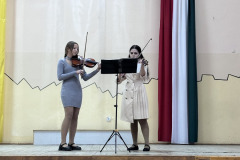 nagydobronyi-hegedusok-zarokoncertje-2025-17