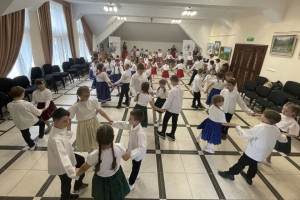 Zárókoncertek és ünnepi megemlékezések a Tulipán Tanoda Magyar Népművészeti Iskolában – Rahó