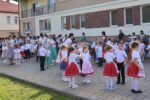 Thumbnail for the post titled: Összetartozás tánca és zárókoncert Nagydobrony 2025 – fényképbeszámoló